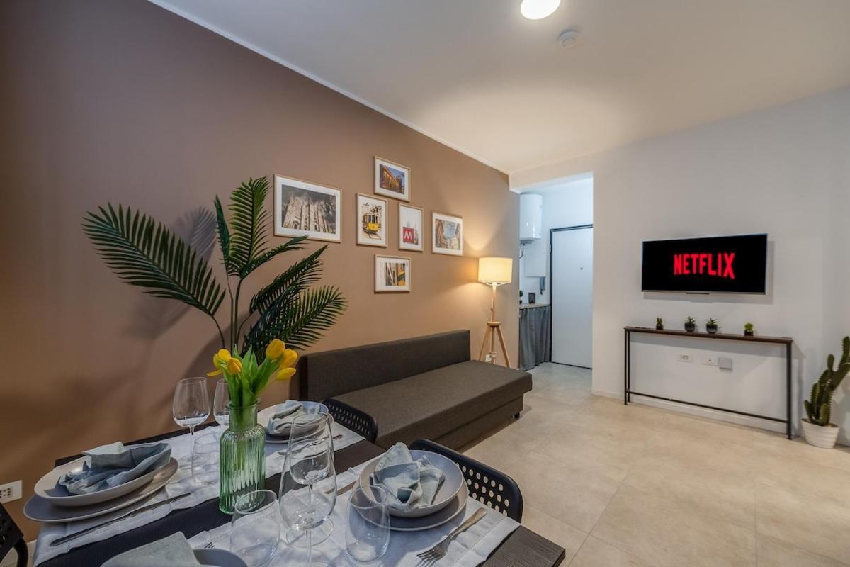Authentic Private Flat 2 Min From Navigli Apartment Milano Exterior foto