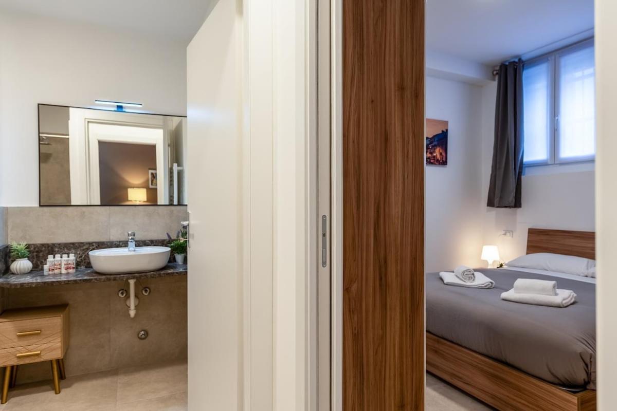 Authentic Private Flat 2 Min From Navigli Apartment Milano Exterior foto