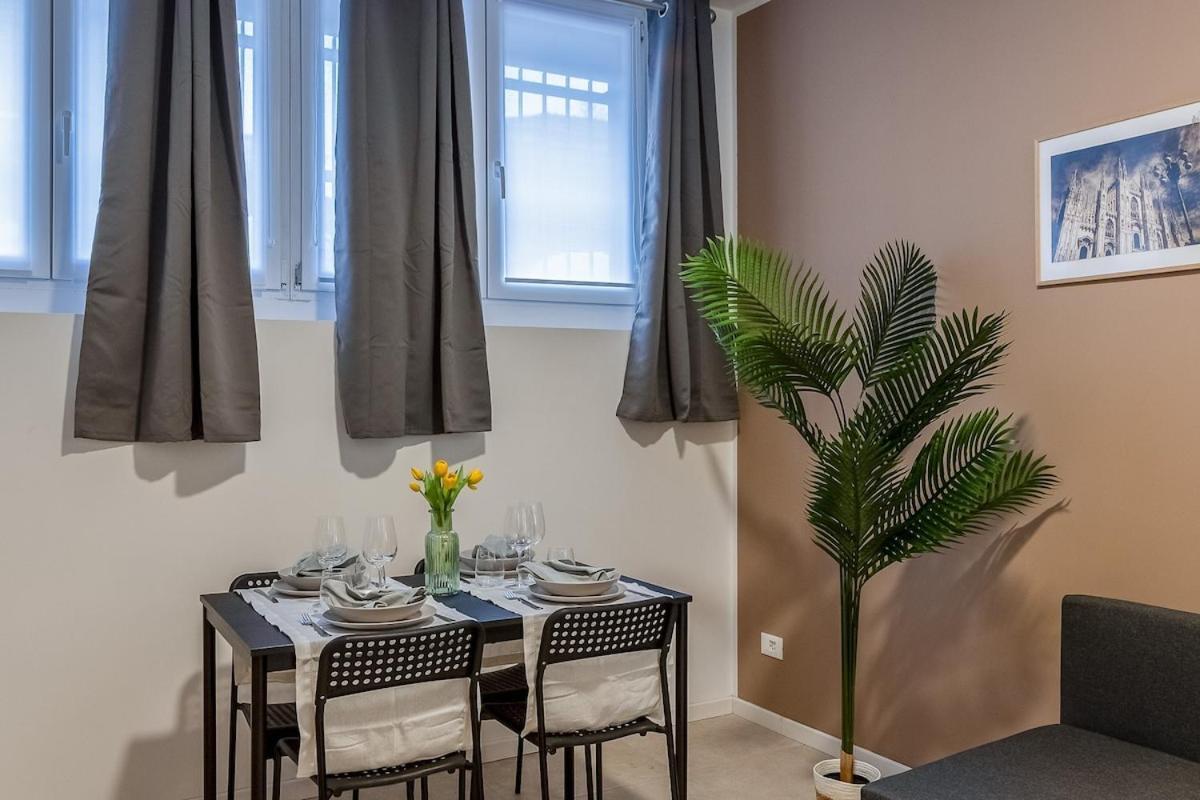 Authentic Private Flat 2 Min From Navigli Apartment Milano Exterior foto