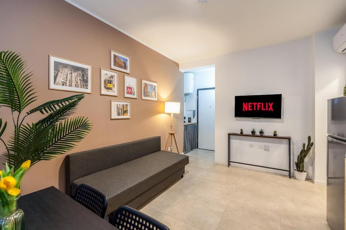 Authentic Private Flat 2 Min From Navigli Apartment Milano Exterior foto